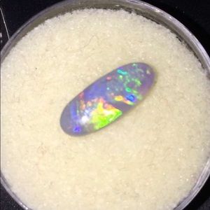 1.5 ct Australian opal 200usd